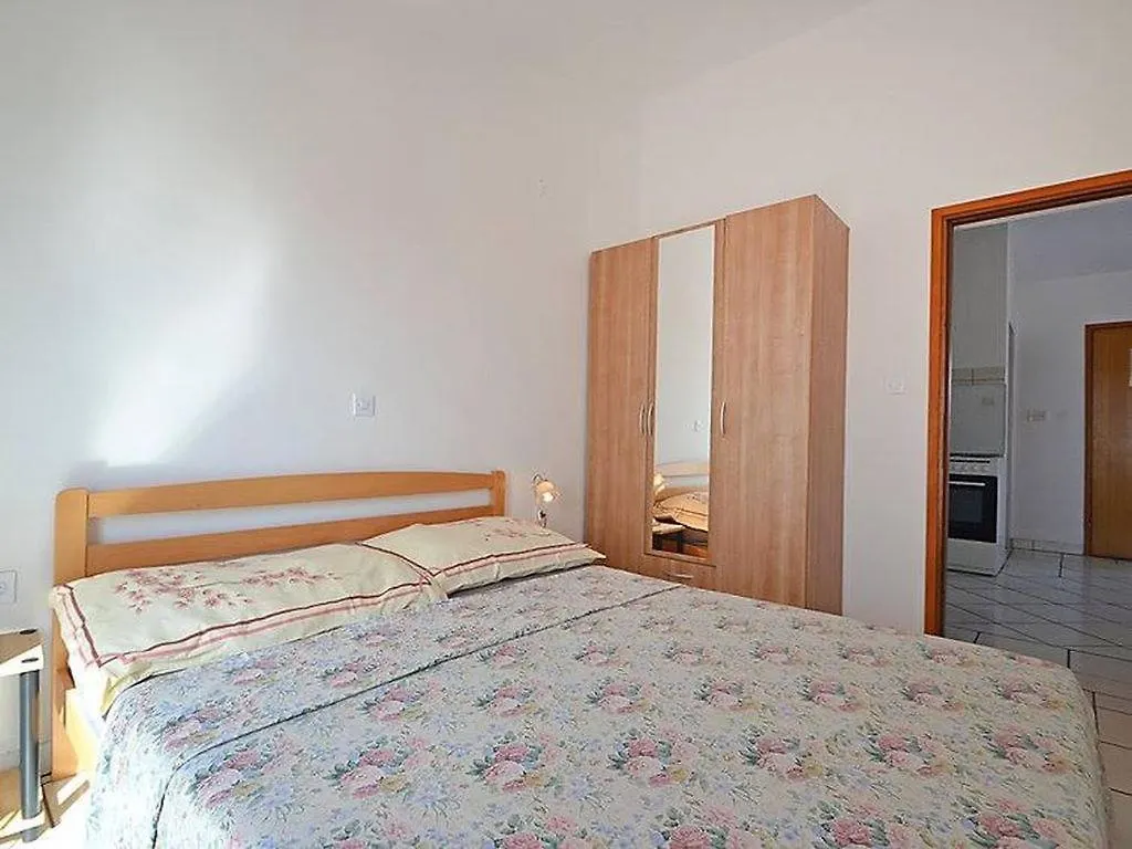Apartments With A Parking Space Povljana, Pag - 12169
